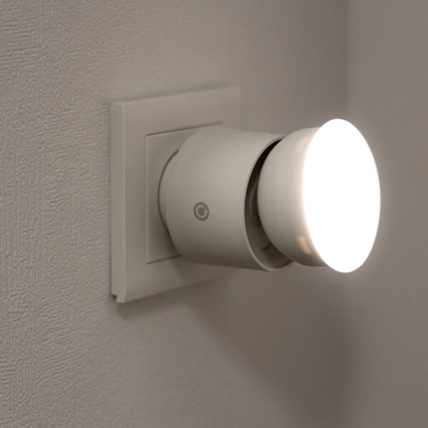 Steckdosenstrahler dimmbar, 10W, IP44