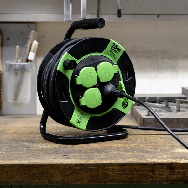 Kabeltrommel, Kunststoff, 4-fach, IP44, 25m